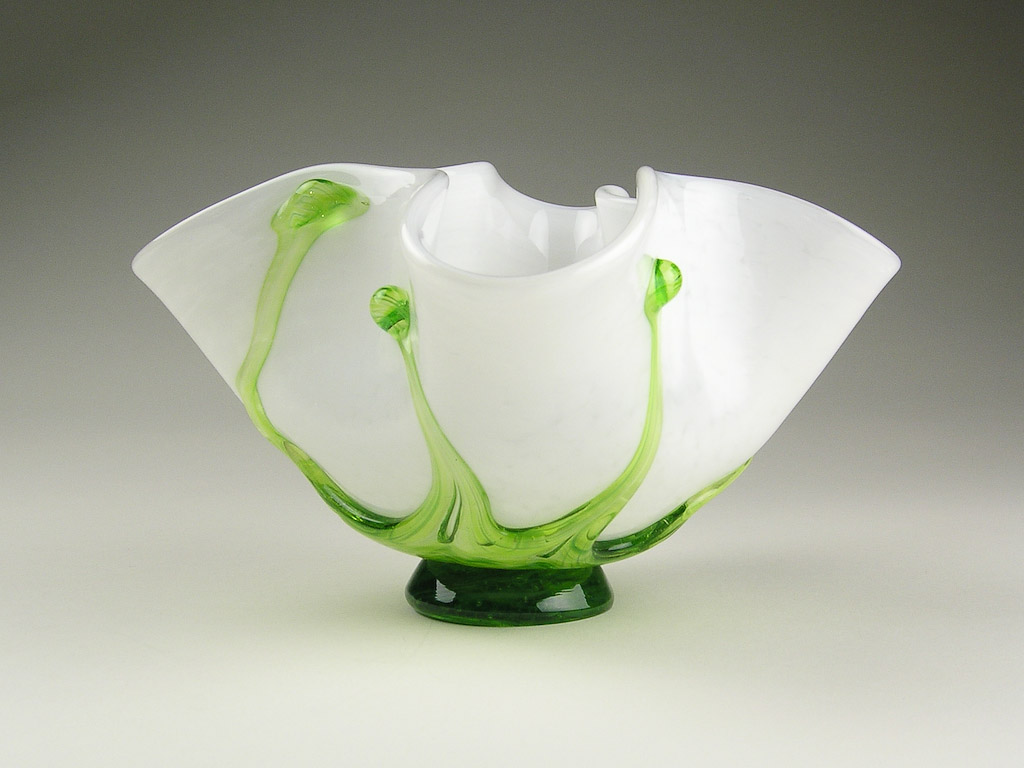 Mothers day gift of blown art glass by WolfArtGlass | carriewolf.net