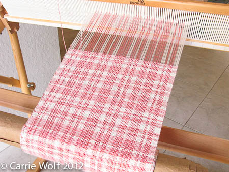 Carrie Wolf - Rigid Heddle Weaving Pattern - Coral Pink and White Plaid Scarf