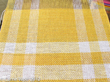 Carrie Wolf - Rigid Heddle Weaving Pattern - Yellow and White Gingham