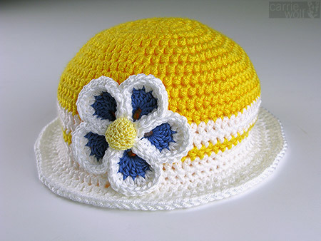 sunny yellow crochet daisy hat